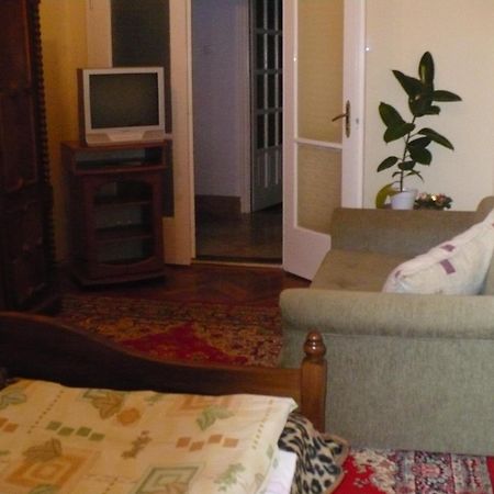 Kitty Apartman Διαμέρισμα Μίσκολτς Εξωτερικό φωτογραφία