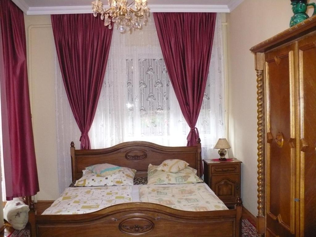 Kitty Apartman Διαμέρισμα Μίσκολτς Δωμάτιο φωτογραφία