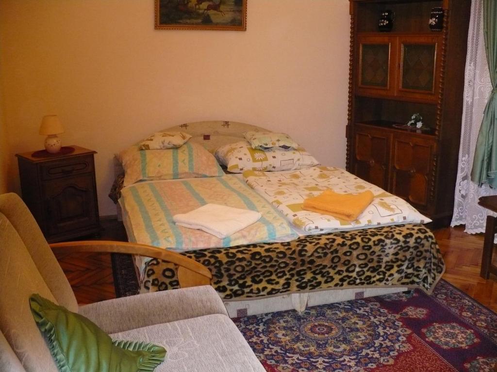 Kitty Apartman Διαμέρισμα Μίσκολτς Δωμάτιο φωτογραφία