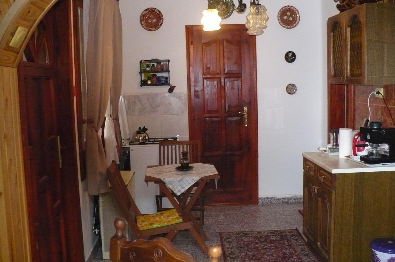 Kitty Apartman Διαμέρισμα Μίσκολτς Εξωτερικό φωτογραφία
